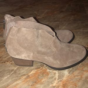 Jessica Simpson Booties